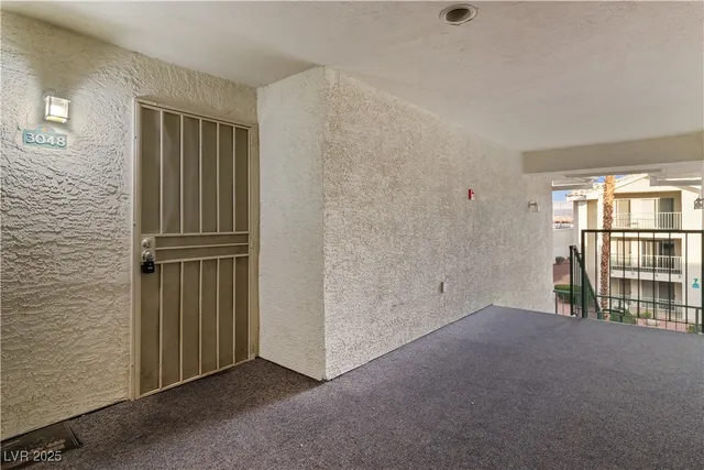 $140,900 | 3550 Bay Sands Drive, Unit 3048, Laughlin, NV 89029