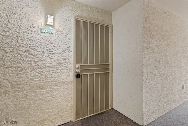 $140,900 | 3550 Bay Sands Drive, Unit 3048, Laughlin, NV 89029