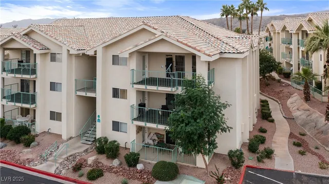 $140,900 | 3550 Bay Sands Drive, Unit 3048, Laughlin, NV 89029