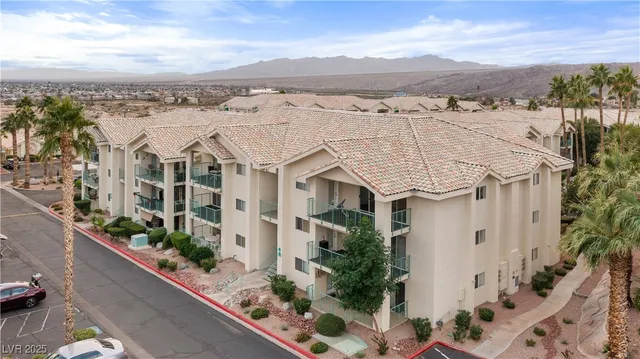 $140,900 | 3550 Bay Sands Drive, Unit 3048, Laughlin, NV 89029