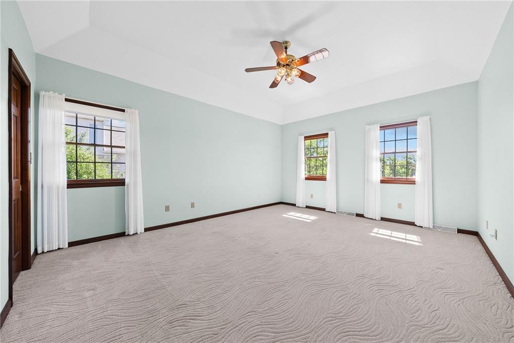 137 Field Club Circle McKees Rocks, PA 15136 - Photo 21 of 47 Gallery Image 21
