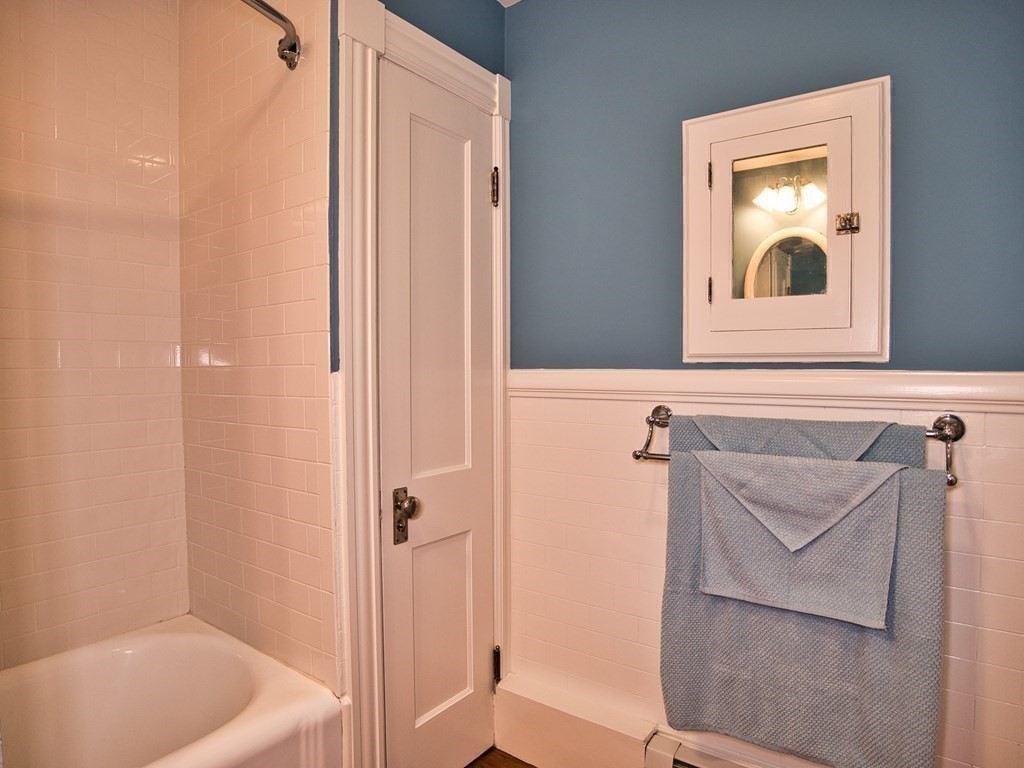 1327 Providence Road Northbridge, MA 01588 - Photo 10 of 39 Gallery Image 10
