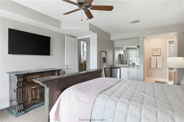 $990,000 | 3247 Founders Drive, Unit B, Bryan, TX 77807