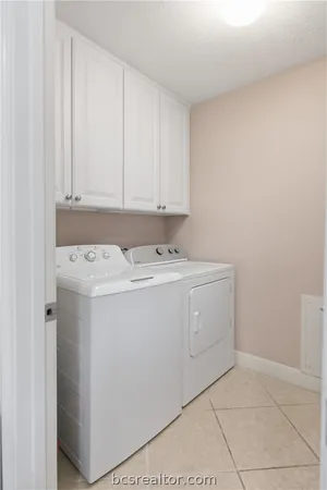 $990,000 | 3247 Founders Drive, Unit B, Bryan, TX 77807