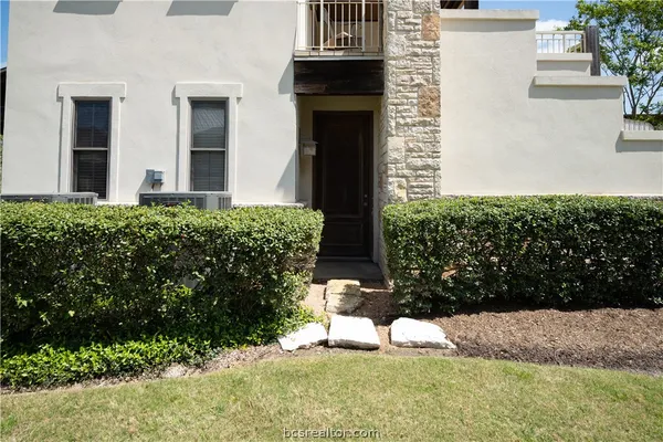 $990,000 | 3247 Founders Drive, Unit B, Bryan, TX 77807