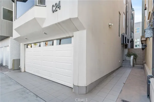 $5,995 | 24 C Pacific Avenue, Surfside, CA 90743