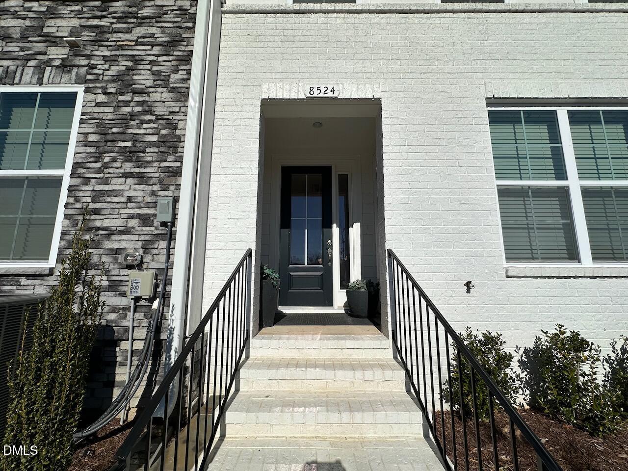 8524 Silsbee Drive Raleigh, NC 27613 - Photo 2 of 23 IMG_2699