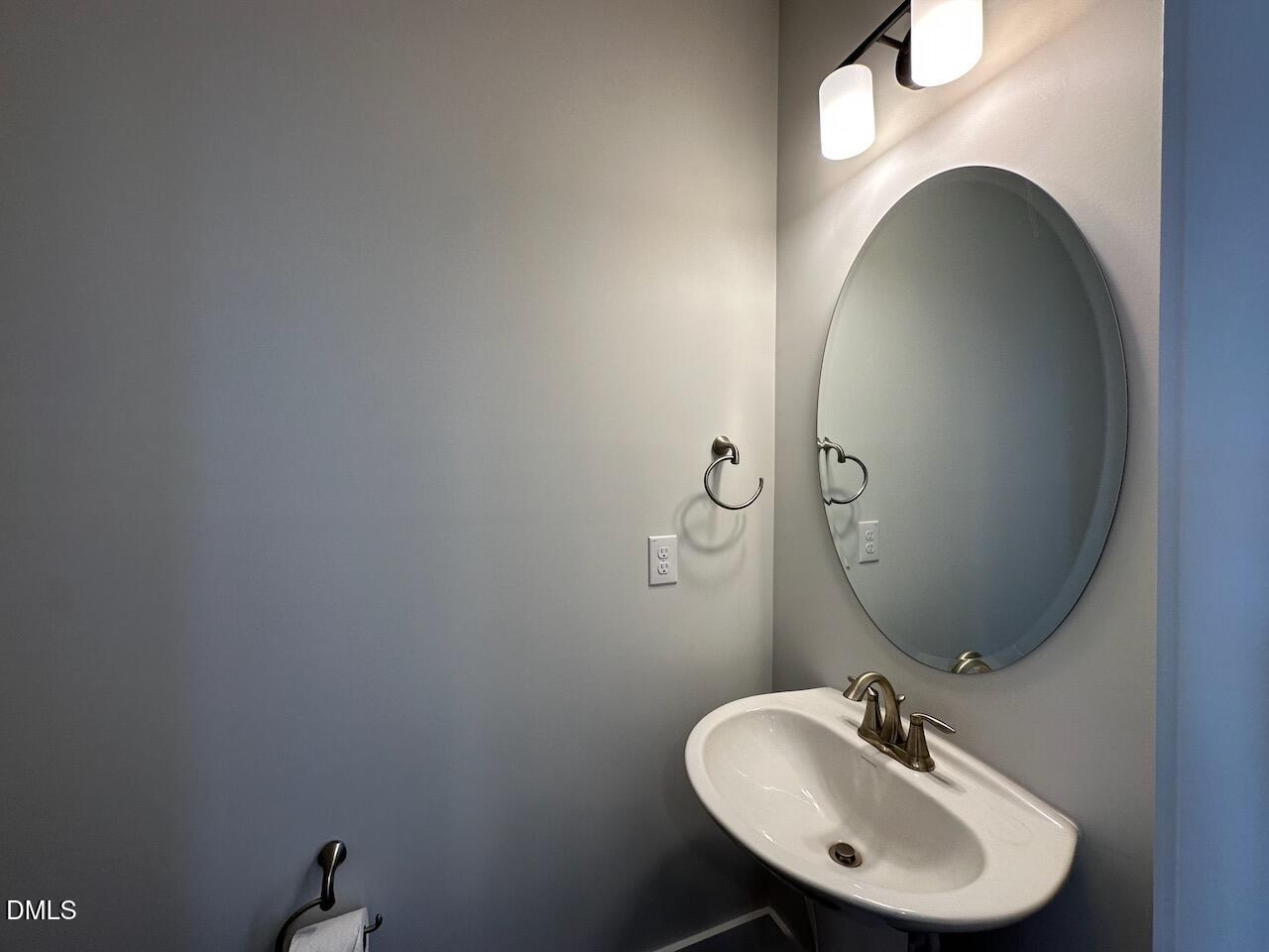 8524 Silsbee Drive Raleigh, NC 27613 - Photo 10 of 23 IMG_2694