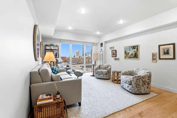 $1,450,000 | 505 Tremont Street, Unit 613, Boston, MA 02116