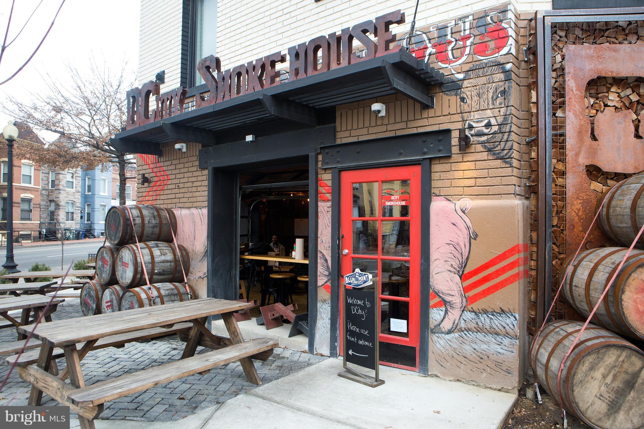 1700 2nd Street Northwest, Unit 9 Washington, DC 20001 - Photo 26 of 26 a view of entryway front of a house
