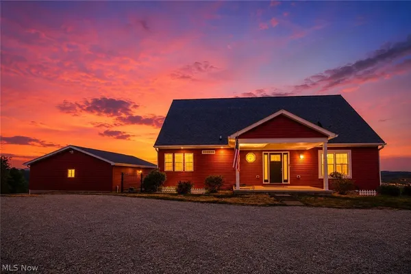 $610,000 | 67810 Highway 124, Reedsville, OH 45772