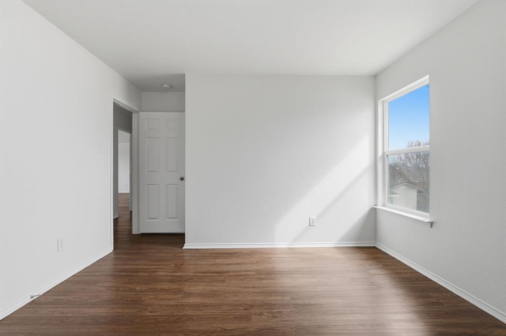 1333 Gayle Street Burleson, TX 76028 - Photo 18 of 33