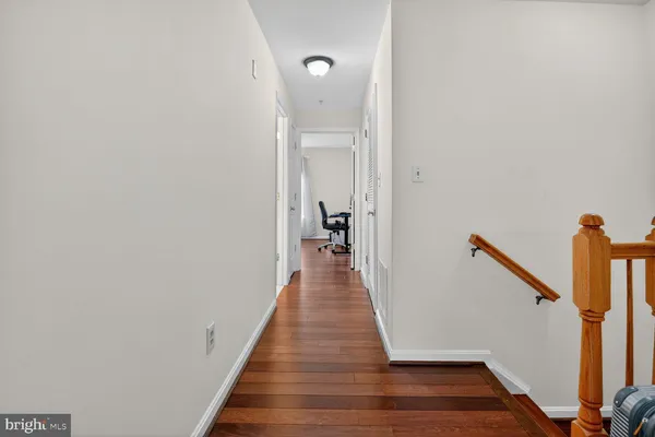 $629,000 | 8866 Ashgrove House Lane, Unit 201, Vienna, VA 22182
