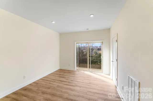 $2,295 | 334 Simeon Drive, Charlotte, NC 28208