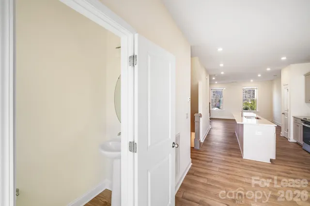 $2,295 | 334 Simeon Drive, Charlotte, NC 28208