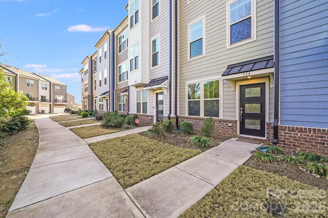 $2,295 | 334 Simeon Drive, Charlotte, NC 28208