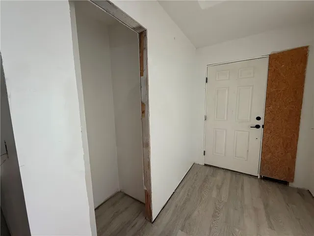 $249,900 | 9600 North Campbell Drive, Kansas City, MO 64155