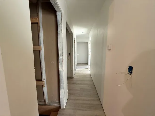 $249,900 | 9600 North Campbell Drive, Kansas City, MO 64155