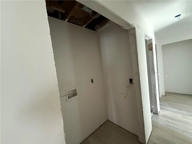 $249,900 | 9600 North Campbell Drive, Kansas City, MO 64155