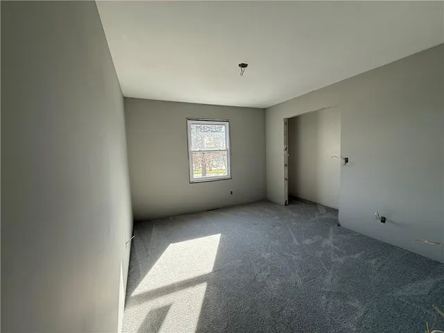 $249,900 | 9600 North Campbell Drive, Kansas City, MO 64155