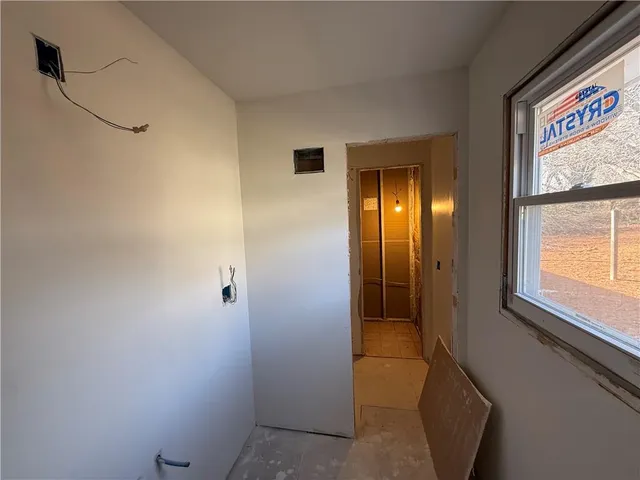 $249,900 | 9600 North Campbell Drive, Kansas City, MO 64155