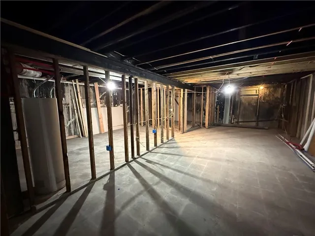 $249,900 | 9600 North Campbell Drive, Kansas City, MO 64155