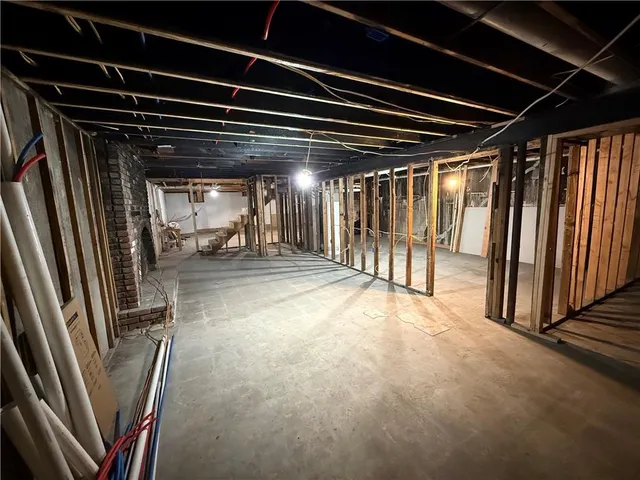 $249,900 | 9600 North Campbell Drive, Kansas City, MO 64155