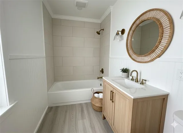 $249,900 | 9600 North Campbell Drive, Kansas City, MO 64155