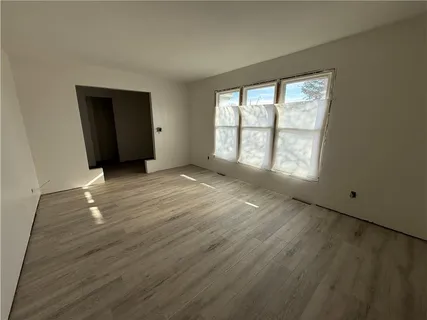 $249,900 | 9600 North Campbell Drive, Kansas City, MO 64155