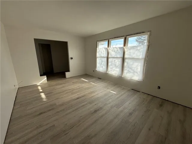 $249,900 | 9600 North Campbell Drive, Kansas City, MO 64155