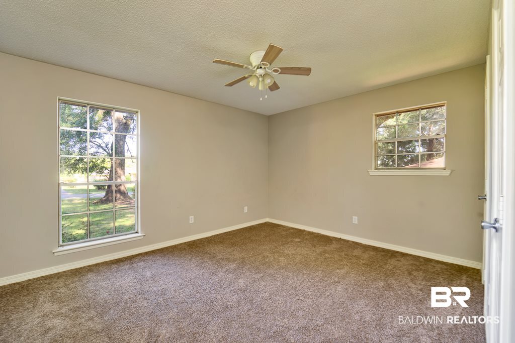 3260 Graham Road North Mobile, AL 36618 - Photo 12 of 21