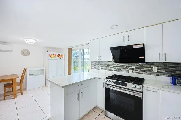 $589,000 | 376 Magnolia Drive, Selden, NY 11784