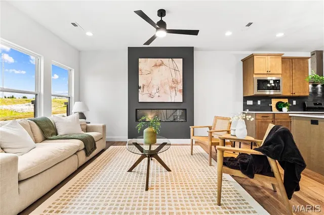 $418,582 | Under Constr Under Constr Evanston @ Lienemann Park Street, St. Charles, MO 63303