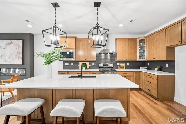 $418,582 | Under Constr Under Constr Evanston @ Lienemann Park Street, St. Charles, MO 63303