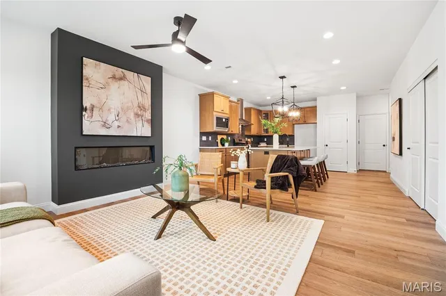 $418,582 | Under Constr Under Constr Evanston @ Lienemann Park Street, St. Charles, MO 63303