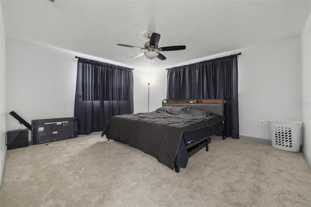 10831 Kingsbridge Road Port Richey, FL 34668 - Photo 11 of 24 Gallery Image 11