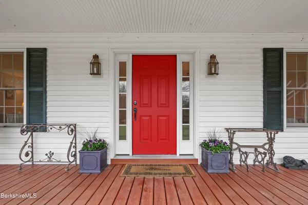 $940,000 | 100 Walling Road, Adams, MA 01220