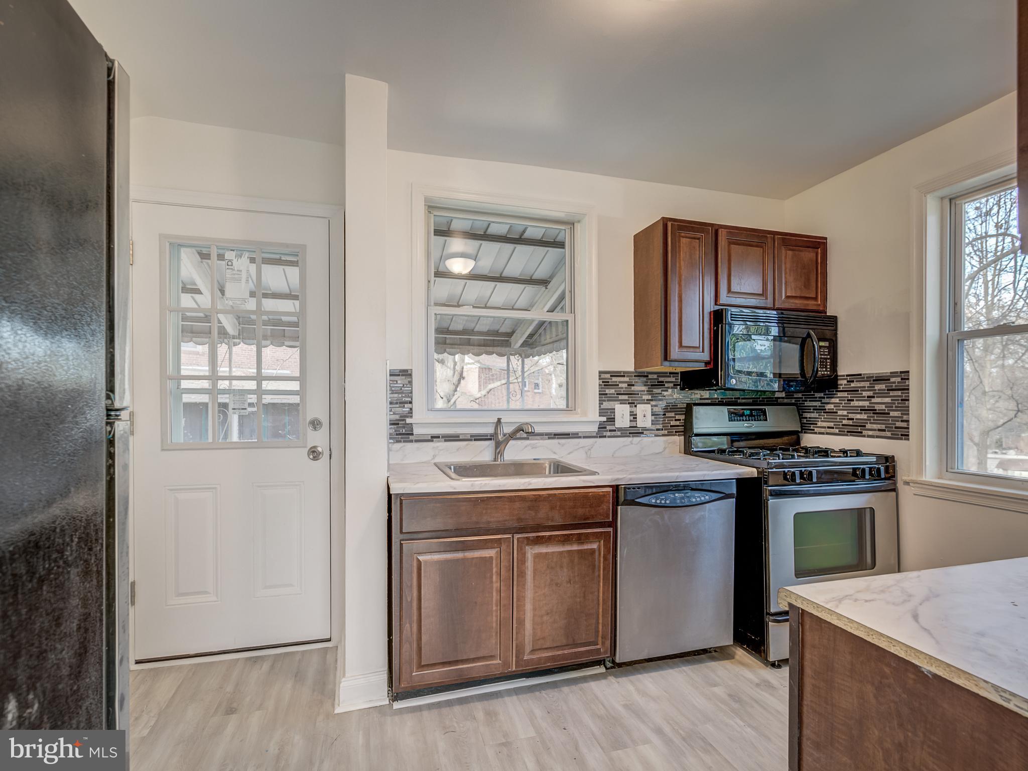 7002 Annapolis Road Hyattsville, MD 20784 - Photo 28 of 43 Gallery Image 28
