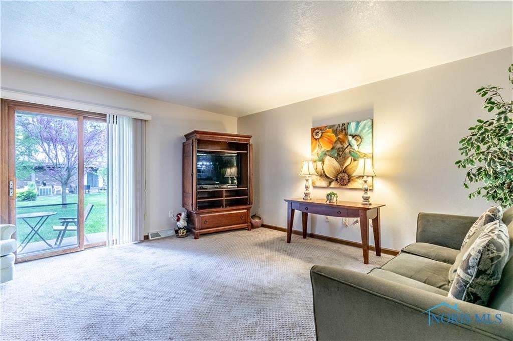 1204 Hidden Ridge Road Toledo, OH 43615 - Photo 7 of 23 Gallery Image 7