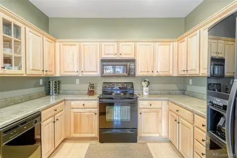 $490,000 | 176 Whitehaven Circle, Highlands Ranch, CO 80129