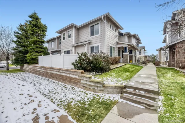 $490,000 | 176 Whitehaven Circle, Highlands Ranch, CO 80129