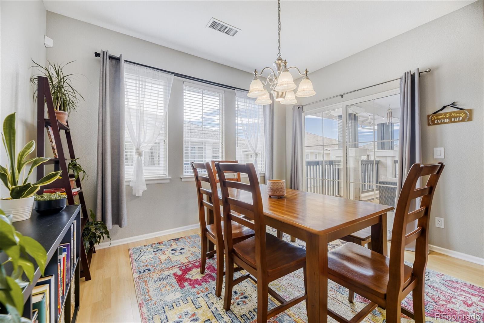 176 Whitehaven Circle Highlands Ranch, CO 80129 - Photo 7 of 31