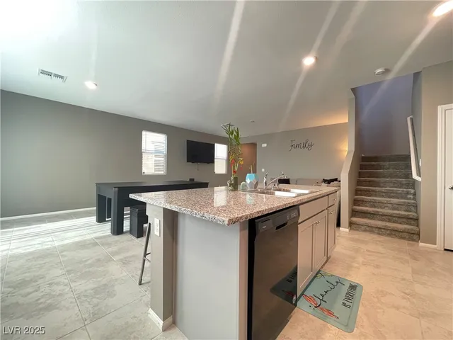 $2,930 | 9681 Eamont River Street, Las Vegas, NV 89178