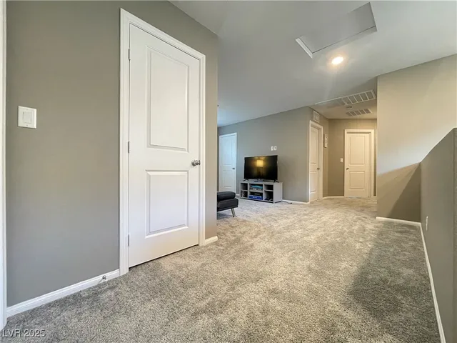 $2,930 | 9681 Eamont River Street, Las Vegas, NV 89178