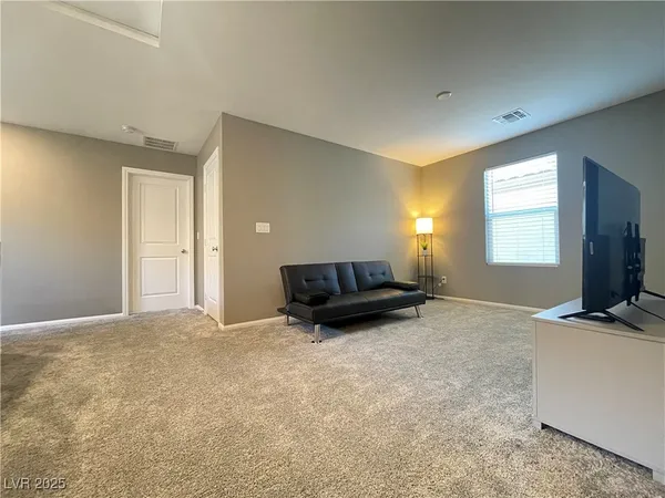 $2,800 | 9681 Eamont River Street, Las Vegas, NV 89178