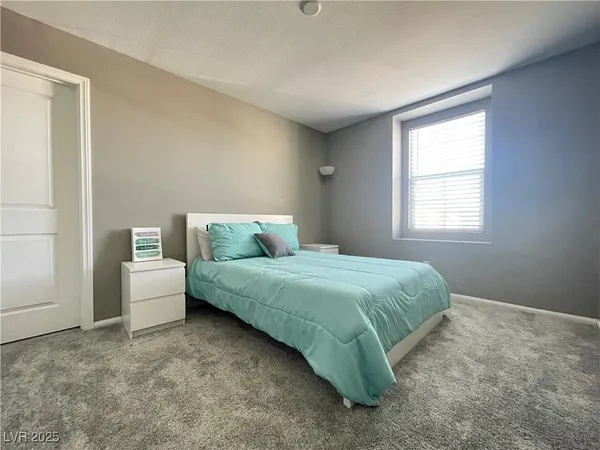 $2,800 | 9681 Eamont River Street, Las Vegas, NV 89178