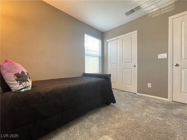 $2,800 | 9681 Eamont River Street, Las Vegas, NV 89178