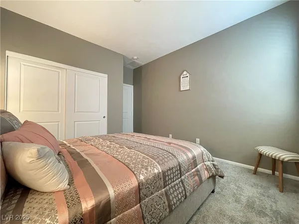 $2,800 | 9681 Eamont River Street, Las Vegas, NV 89178