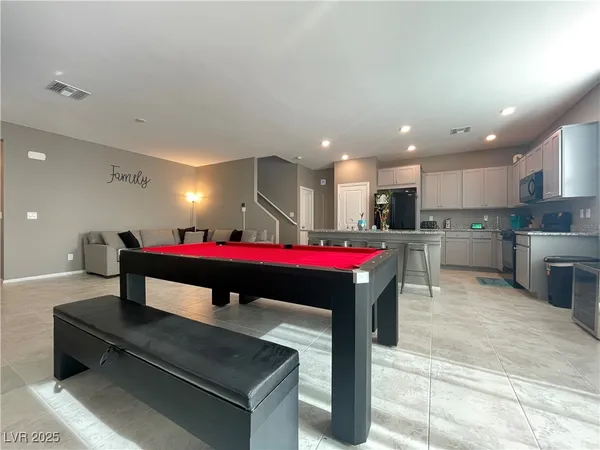 $2,795 | 9681 Eamont River Street, Las Vegas, NV 89178