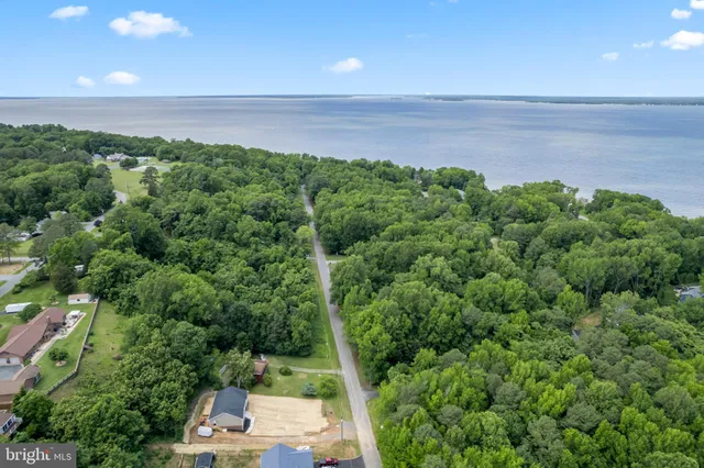 $304,900 | 336 American Drive, Montross, VA 22520